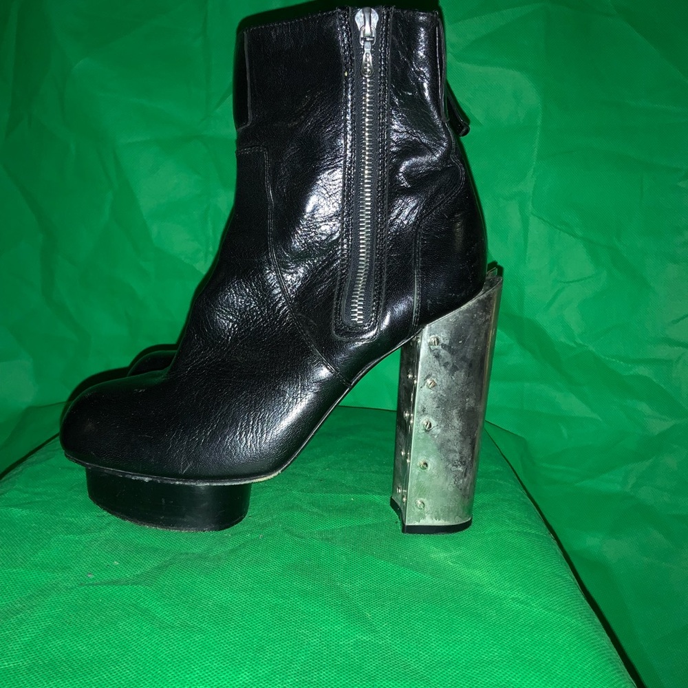 PHI Collection Heeled Boots Sz 37